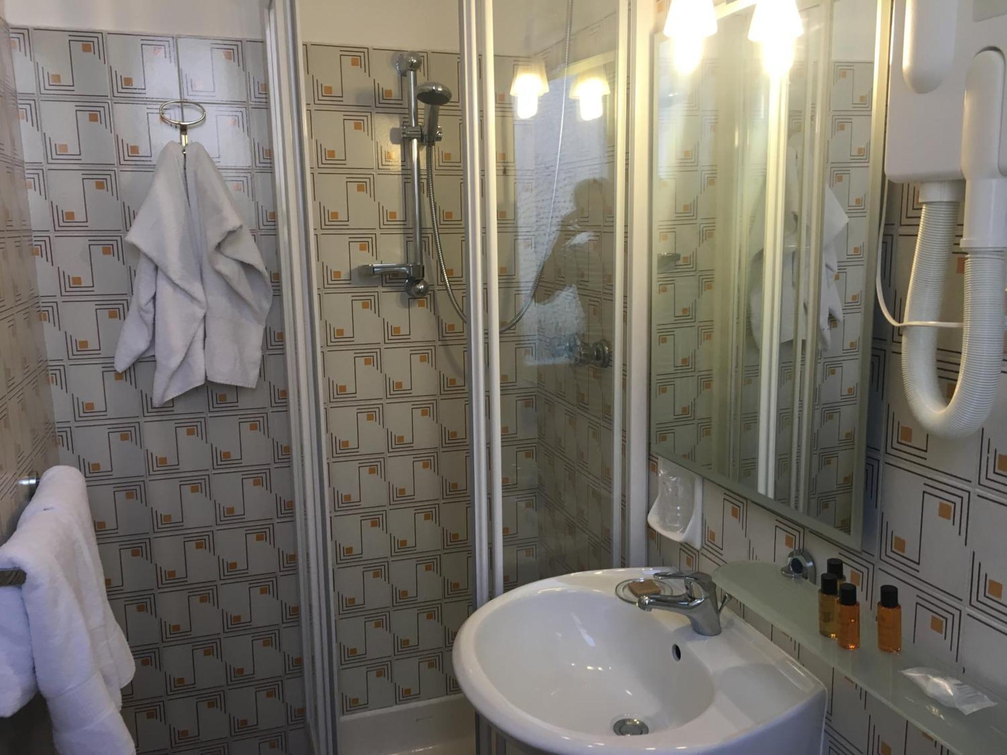 Hotel Liberty Sanremo Oda fotoğraf