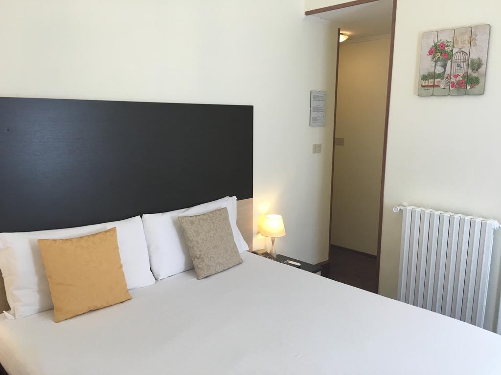 Hotel Liberty Sanremo Dış mekan fotoğraf