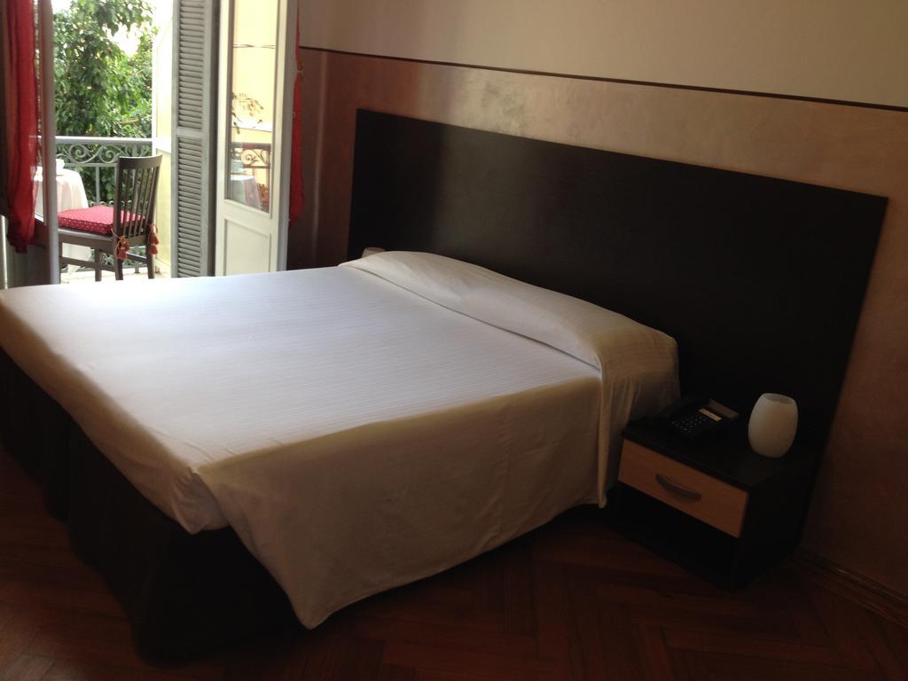 Hotel Liberty Sanremo Oda fotoğraf